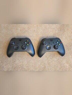 TWO - Microsoft Xbox One Series X S Controllers - Carbon Black